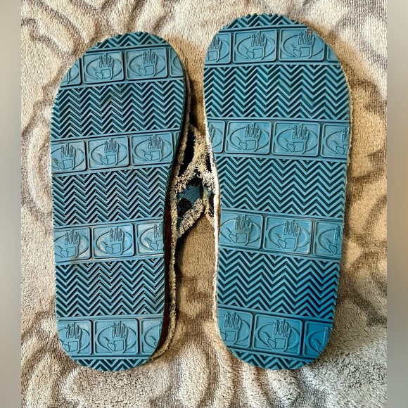 Body Glove Santa Cruz Camo Flip Flops Women’s Size 7 - Picture 6 of 6